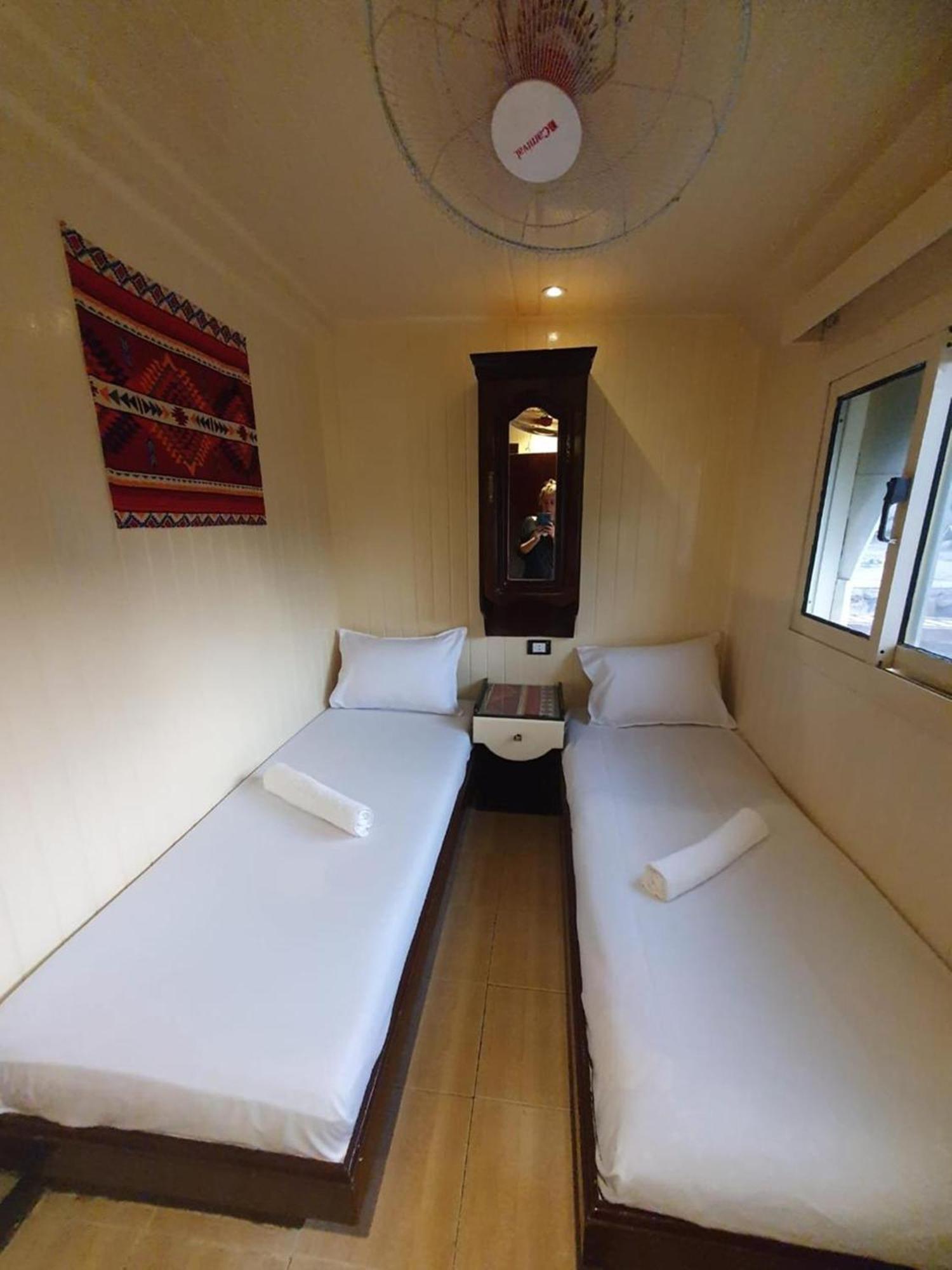 Hotel Moon Boat à Louxor Extérieur photo